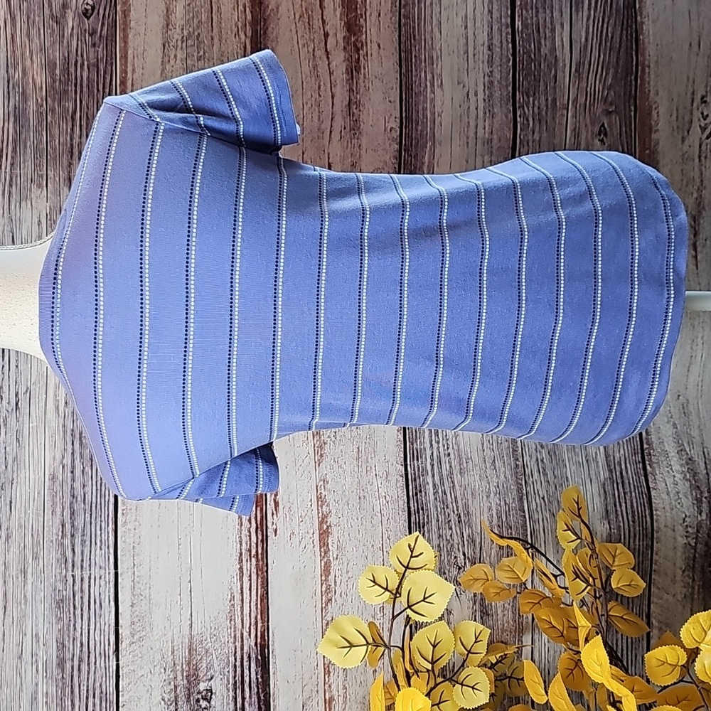 NEW CROFT & BARROW BLUE SHORT SLEEVE V NECK PULLOVER T-SHIRT - Picture 5 of 11